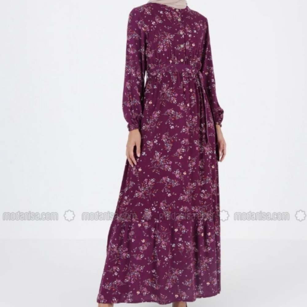 NWOT Zenane Floral Crew Neck Unlined Modest Dress - Purple